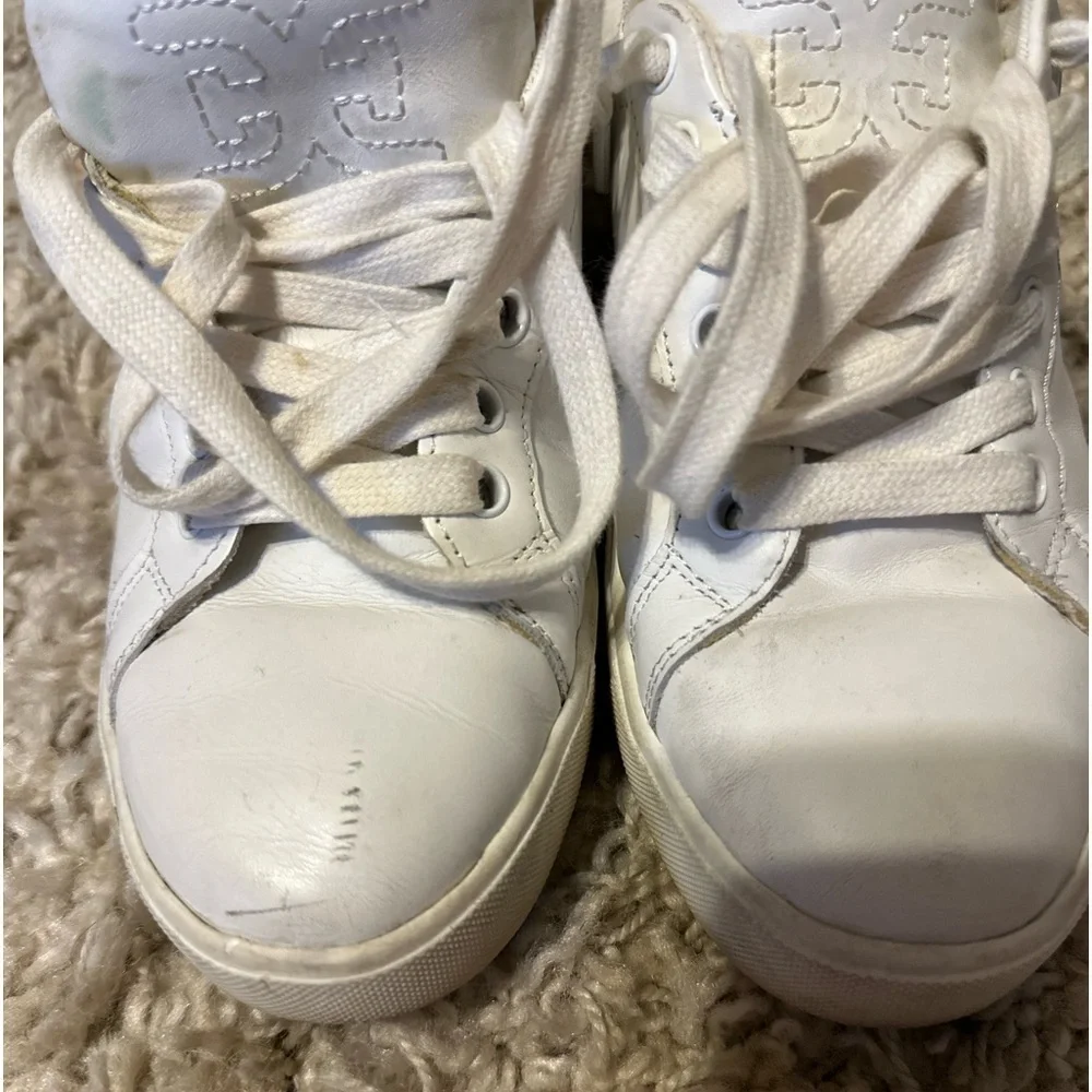 Sam Edelman Size 6 white sneakers